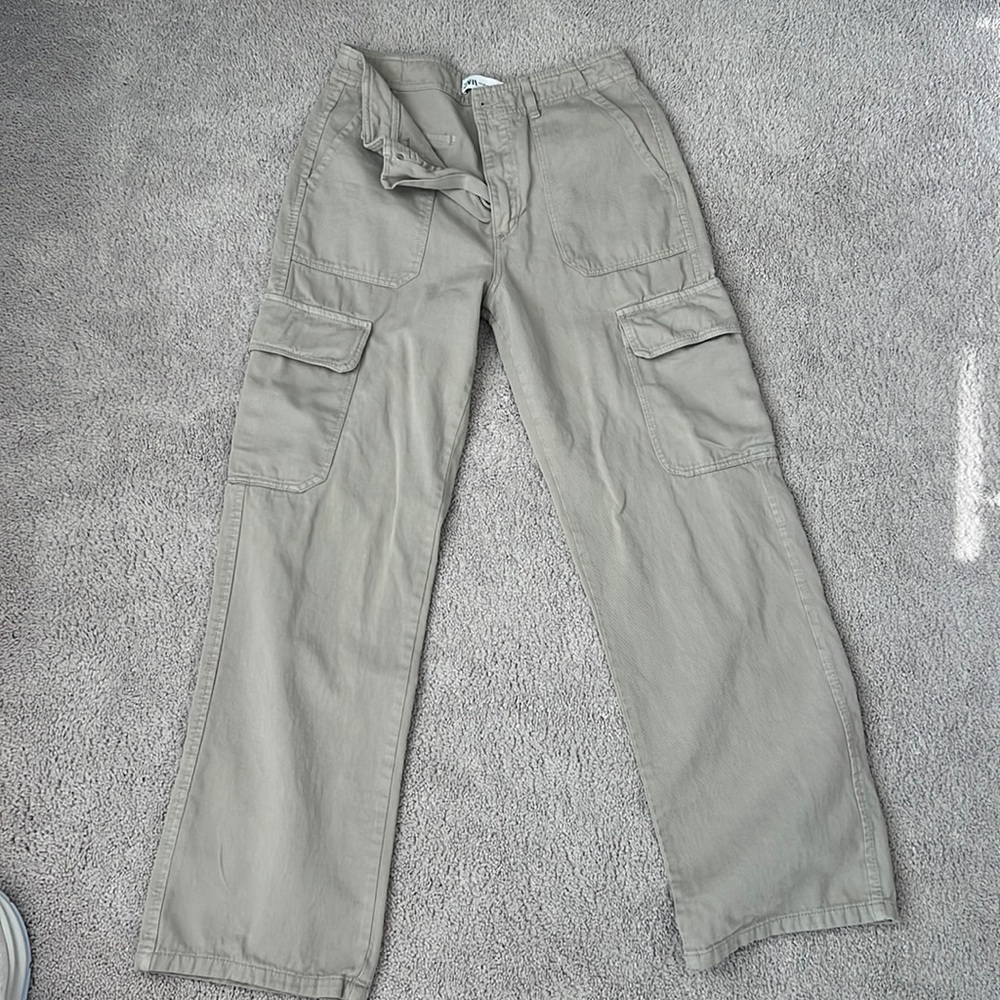Zara Straight Leg High Rise Cargo Pants